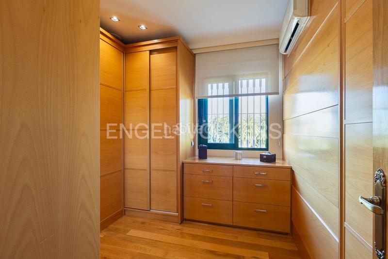 Foto 8a18050b-f56c-4dca-862a-e5947f425711. Rent house with heating parking pool in Cumbres de Calicanto Torrent Foto 8a18050b-f56c-4dca-862a-e5947f425711. Rent house with heating parking pool in Cumbres de Calicanto Torrent