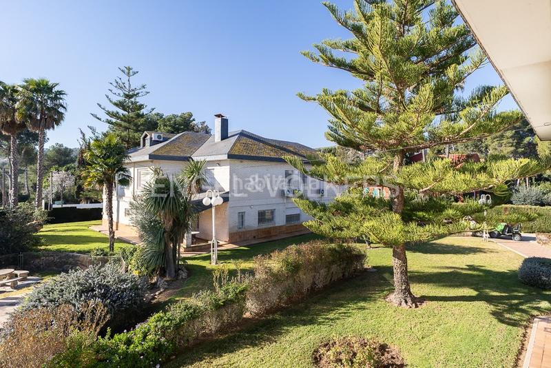 Foto 97e9d2a5-7af4-488f-9732-a92d0e7dc347. Rent house with heating parking pool in Cumbres de Calicanto Torrent Foto 97e9d2a5-7af4-488f-9732-a92d0e7dc347. Rent house with heating parking pool in Cumbres de Calicanto Torrent