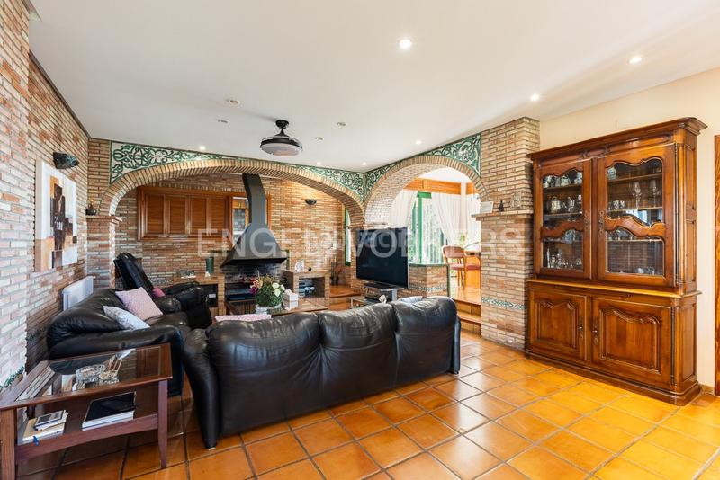 Foto d10ec6d5-ec0b-4f91-ae89-bc54cfac5ed7. Rent house with heating parking pool in Cumbres de Calicanto Torrent Foto d10ec6d5-ec0b-4f91-ae89-bc54cfac5ed7. Rent house with heating parking pool in Cumbres de Calicanto Torrent