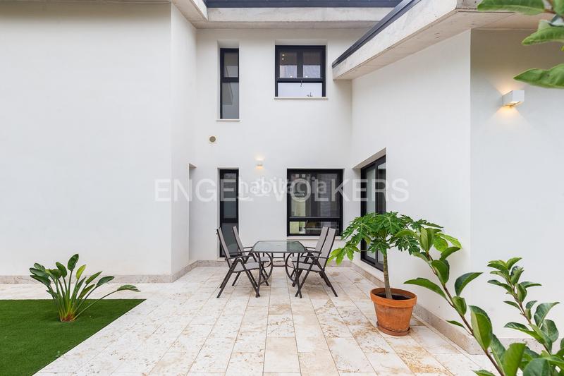 Foto cbd7d798-212e-427e-a2d9-7926aa38426e. Casa amb calefacció aparcament piscina a El Carme-Sant Agustí-Bonavista Eliana (l´) Foto cbd7d798-212e-427e-a2d9-7926aa38426e. Casa amb calefacció aparcament piscina a El Carme-Sant Agustí-Bonavista Eliana (l´)