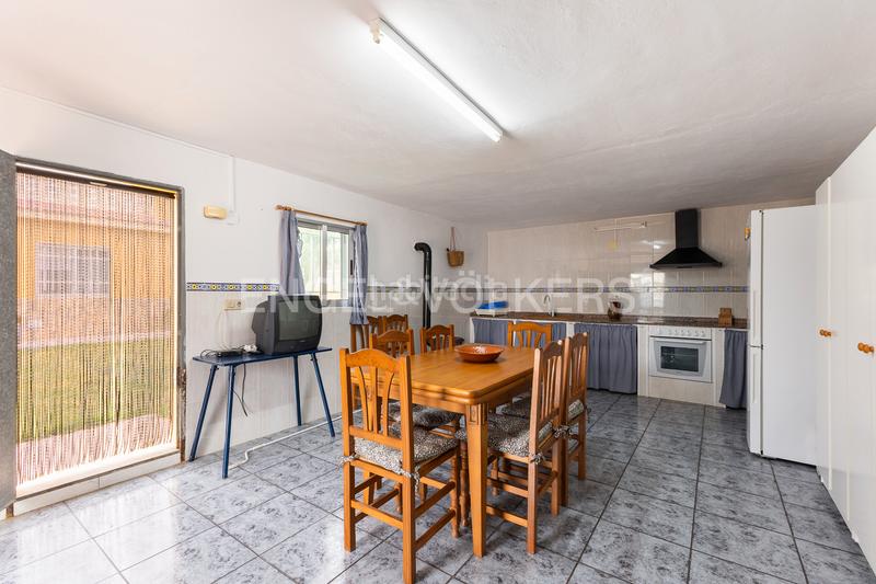 Foto ce37433e-3250-49ac-a7c4-01c97759c2f1. Casa amb calefacció aparcament a Playa Burriana Foto ce37433e-3250-49ac-a7c4-01c97759c2f1. Casa amb calefacció aparcament a Playa Burriana