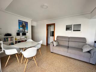 Lloguer Apartament a Sant Antoni. Práctico apartamento con vistas al mar Lloguer Apartament a Sant Antoni. Práctico apartamento con vistas al mar