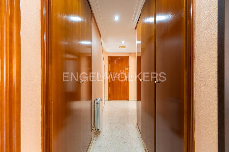 Foto 8d99a579-1024-4f94-bdfe-a887a4513c87. Apartament amb calefacció aparcament a Zona Concordia Burjassot Foto 8d99a579-1024-4f94-bdfe-a887a4513c87. Apartament amb calefacció aparcament a Zona Concordia Burjassot