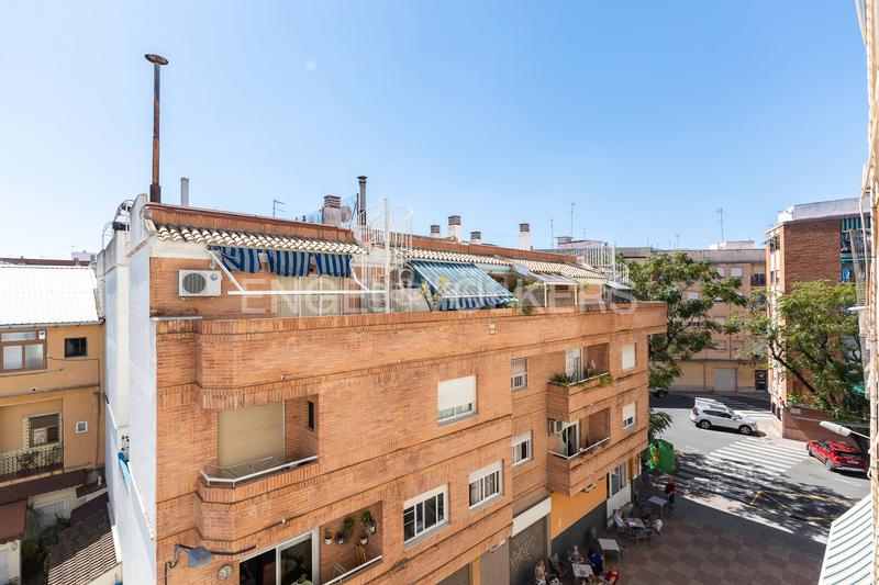 Foto c5caadd8-4d70-4414-b0b9-9b9970b5a164. Apartament amb calefacció aparcament a Zona Concordia Burjassot Foto c5caadd8-4d70-4414-b0b9-9b9970b5a164. Apartament amb calefacció aparcament a Zona Concordia Burjassot