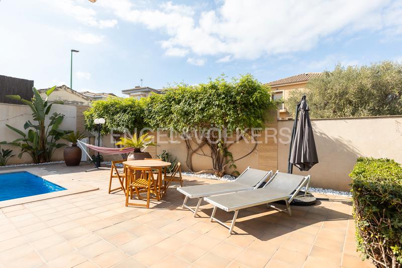 Foto 5005d85a-1e20-47f1-8d19-4ad1f21c6d53. Maison avec chauffage parking piscine dans Riba - roja de Túria Foto 5005d85a-1e20-47f1-8d19-4ad1f21c6d53. Maison avec chauffage parking piscine dans Riba - roja de Túria
