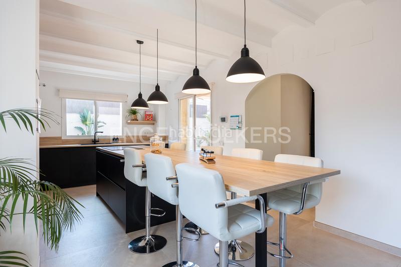 Foto af9a6a3d-bf00-459e-ada5-3ddb3d0efe35. Maison avec chauffage parking piscine dans Riba - roja de Túria Foto af9a6a3d-bf00-459e-ada5-3ddb3d0efe35. Maison avec chauffage parking piscine dans Riba - roja de Túria