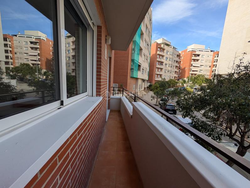 Foto e101c886-b234-4017-9089-7856fb731e6e. Alquiler apartamento alquiler de piso de 3 habitaciones en Valterna con garaje incluido en Paterna Foto e101c886-b234-4017-9089-7856fb731e6e. Alquiler apartamento alquiler de piso de 3 habitaciones en Valterna con garaje incluido en Paterna