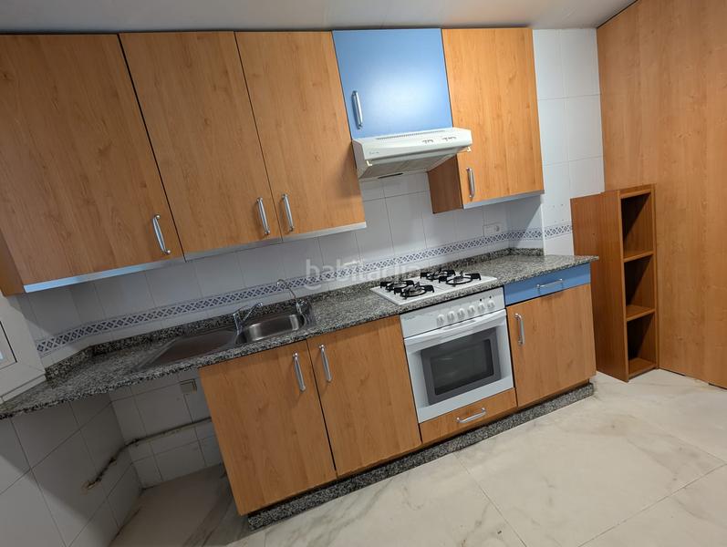 Foto 101d680f-874c-47c2-a826-c22815a6aa59. Location appartement avec chauffage parking dans Valterna Paterna Foto 101d680f-874c-47c2-a826-c22815a6aa59. Location appartement avec chauffage parking dans Valterna Paterna