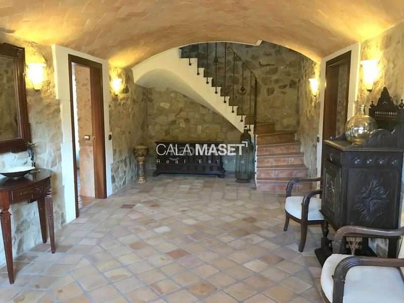 Foto 7a41cfc5-e1bd-44e3-a467-6e9304cc7d06. Casa amb calefacció aparcament a Urbanitzacions Platja d´Aro Foto 7a41cfc5-e1bd-44e3-a467-6e9304cc7d06. Casa amb calefacció aparcament a Urbanitzacions Platja d´Aro