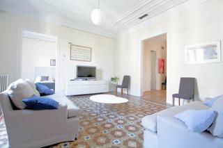 Location Appartement Rambla de catalunya. Alto standing. 3 dorm. dobles. Location Appartement Rambla de catalunya. Alto standing. 3 dorm. dobles.