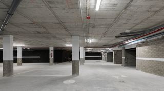 Aparcament cotxe en Carrer estiu, 5 Aparcament cotxe en Carrer estiu, 5