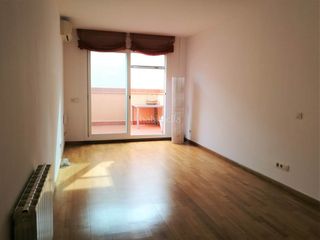 Affitto Appartamento in Els Molins. Piso con 3 habitaciones, amueblado, ascensor y parking Affitto Appartamento in Els Molins. Piso con 3 habitaciones, amueblado, ascensor y parking