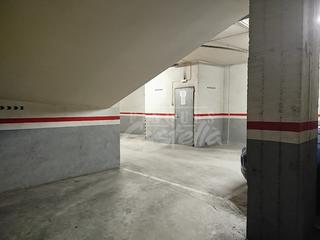 Lloguer Aparcament de moto a Centre. Bienvenidos amantes de las dos ruedas a la oportunidad que estab Lloguer Aparcament de moto a Centre. Bienvenidos amantes de las dos ruedas a la oportunidad que estab