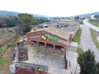 Masía en Balsareny. Con todos los servicios Masía en Balsareny. Con todos los servicios