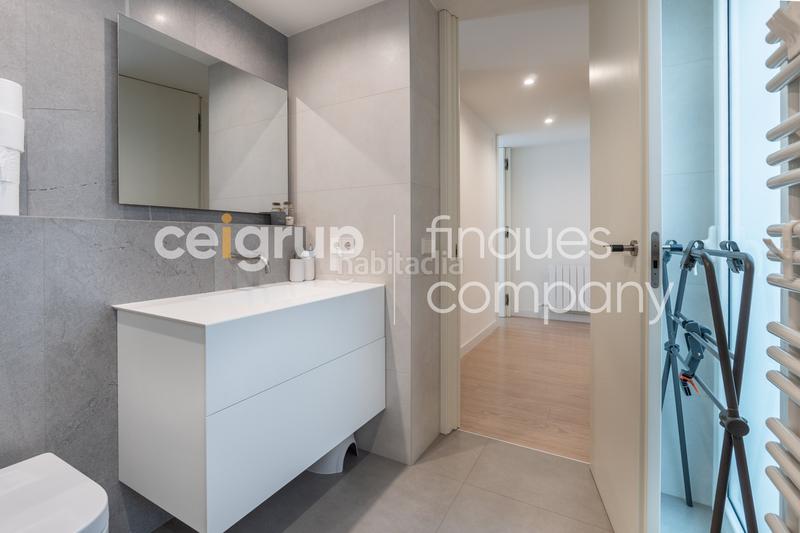 Foto b3f1ace5-20c2-4753-be00-42b0c807873e. Pis amb calefacció aparcament a Eixample Sud-Migdia Girona Foto b3f1ace5-20c2-4753-be00-42b0c807873e. Pis amb calefacció aparcament a Eixample Sud-Migdia Girona