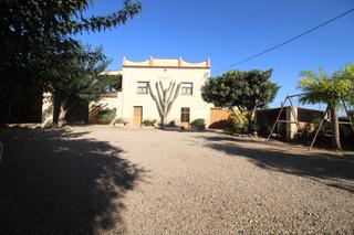 Masía en Vilafant. Casa rústica Masía en Vilafant. Casa rústica