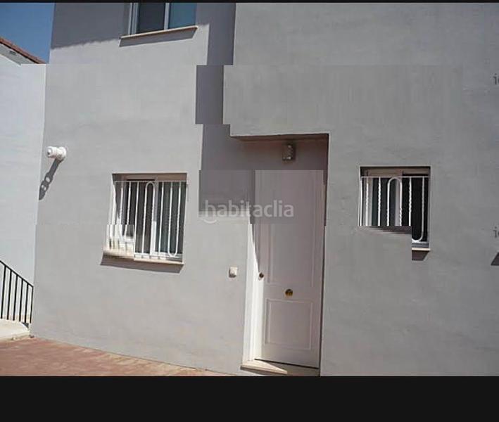 Foto da0c9643-2036-4e8d-a1a0-e29ee4341a9f. Casa adossada amb calefacció aparcament piscina a Alborache Foto da0c9643-2036-4e8d-a1a0-e29ee4341a9f. Casa adossada amb calefacció aparcament piscina a Alborache