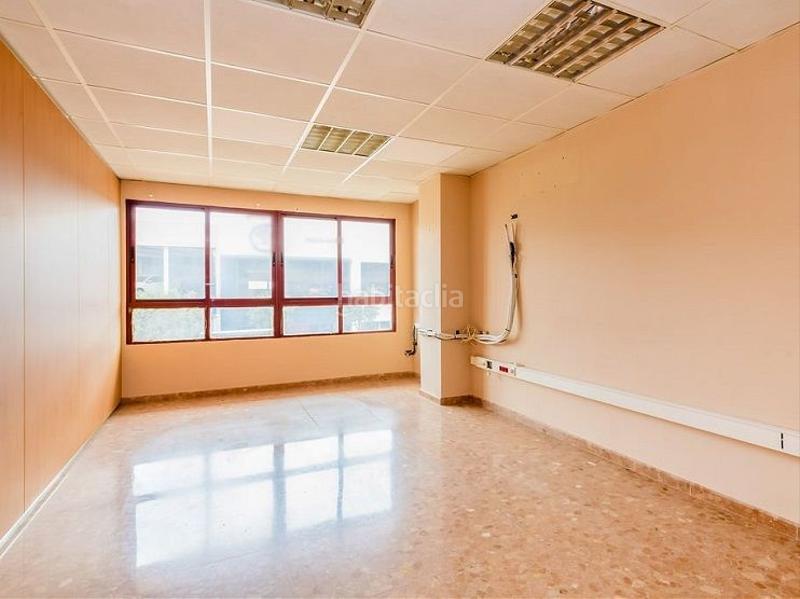 Foto 3c3d0146-93ac-4af2-905b-66bf10642595. Oficina a avinguda frança 81 a Piscinas Villarreal / Vila - real Foto 3c3d0146-93ac-4af2-905b-66bf10642595. Oficina a avinguda frança 81 a Piscinas Villarreal / Vila - real