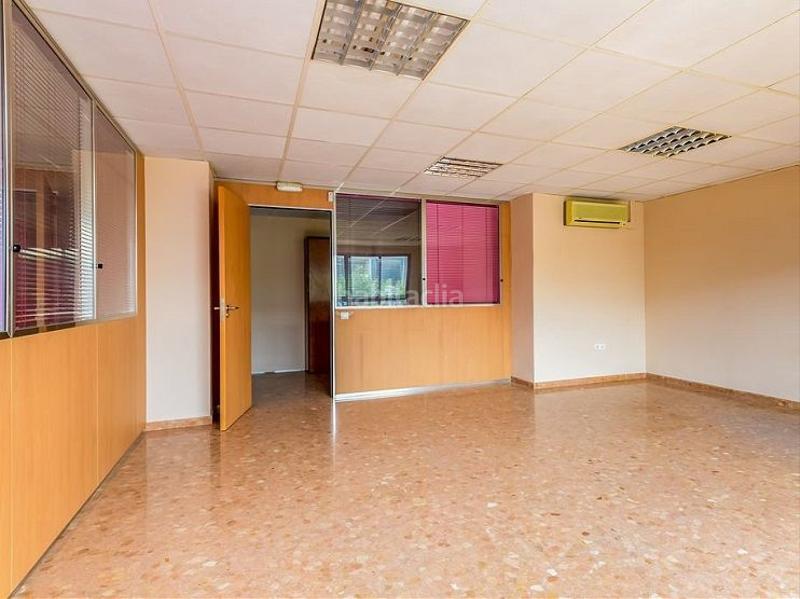 Foto dd0635df-c8e3-4d61-a772-1d877f7edc66. Oficina a avinguda frança 81 a Piscinas Villarreal / Vila - real Foto dd0635df-c8e3-4d61-a772-1d877f7edc66. Oficina a avinguda frança 81 a Piscinas Villarreal / Vila - real