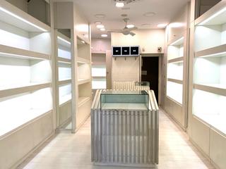 Lloguer Local Comercial a Sant Francesc. Reformado Lloguer Local Comercial a Sant Francesc. Reformado