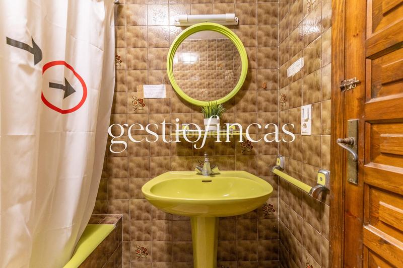 Foto 4c44ceaf-4654-4d9d-b3a3-3757da7d5cc8. Pis amb aparcament piscina a Passeig Marítim Miami Platja Foto 4c44ceaf-4654-4d9d-b3a3-3757da7d5cc8. Pis amb aparcament piscina a Passeig Marítim Miami Platja