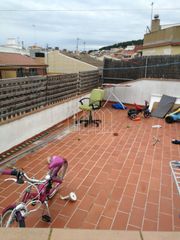 Planta baja en Canet de Mar. Os presentamos esta planta baja en muy buena ubicación. Planta baja en Canet de Mar. Os presentamos esta planta baja en muy buena ubicación.