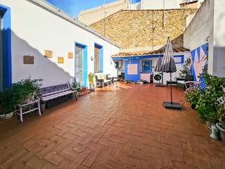 Maison à Arenys de Munt. Casa esquinera con garaje para 5 coches en arenys de munt! Maison à Arenys de Munt. Casa esquinera con garaje para 5 coches en arenys de munt!
