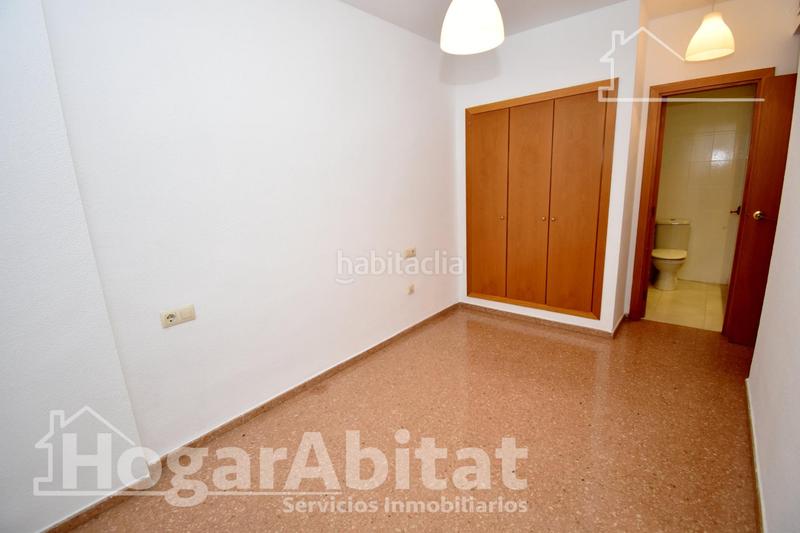 Foto 1c3232a5-f5fd-48f3-8f2c-60a1489ad4ad. Location appartement avec parking piscine dans Valterna Paterna Foto 1c3232a5-f5fd-48f3-8f2c-60a1489ad4ad. Location appartement avec parking piscine dans Valterna Paterna