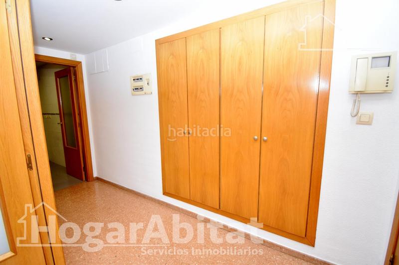 Foto 54056005-42ef-459f-a0b4-5aded7693328. Location appartement avec parking piscine dans Valterna Paterna Foto 54056005-42ef-459f-a0b4-5aded7693328. Location appartement avec parking piscine dans Valterna Paterna