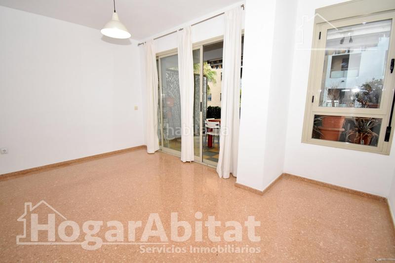 Foto 999e58e5-0bd0-4921-b474-ecab2f3a4076. Location appartement avec parking piscine dans Valterna Paterna Foto 999e58e5-0bd0-4921-b474-ecab2f3a4076. Location appartement avec parking piscine dans Valterna Paterna