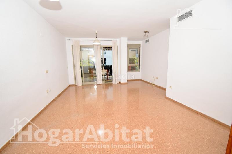 Foto 85db6cc3-0b79-4d1f-a90d-ef959c00b2bf. Rent flat with parking pool in Valterna Paterna Foto 85db6cc3-0b79-4d1f-a90d-ef959c00b2bf. Rent flat with parking pool in Valterna Paterna