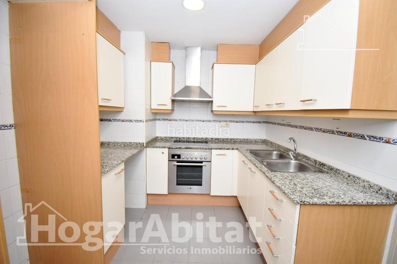 Foto 9ed36287-7d8f-4a49-a4e8-941dd19bf74f. Rent flat with parking pool in Valterna Paterna Foto 9ed36287-7d8f-4a49-a4e8-941dd19bf74f. Rent flat with parking pool in Valterna Paterna