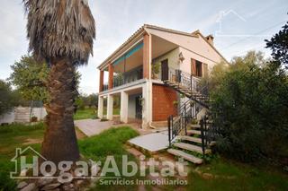 Xalet  Morico. Vistas a las montañas! amplio chalet rústico con garaje, piscina Xalet  Morico. Vistas a las montañas! amplio chalet rústico con garaje, piscina