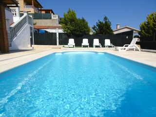 Alquiler de Temporada Casa en Urbanitzacions del Nord. Gran casa con piscina 10-12 pers Alquiler de Temporada Casa en Urbanitzacions del Nord. Gran casa con piscina 10-12 pers