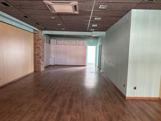 Lloguer Local Comercial Bisaura. Local en alquiler en sant quirze de besora Lloguer Local Comercial Bisaura. Local en alquiler en sant quirze de besora