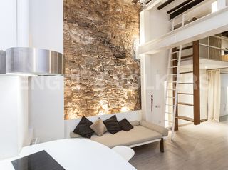 Loft en St. Pere - Sta. Caterina - El Born. Planta baja con techos altos en born Loft en St. Pere - Sta. Caterina - El Born. Planta baja con techos altos en born