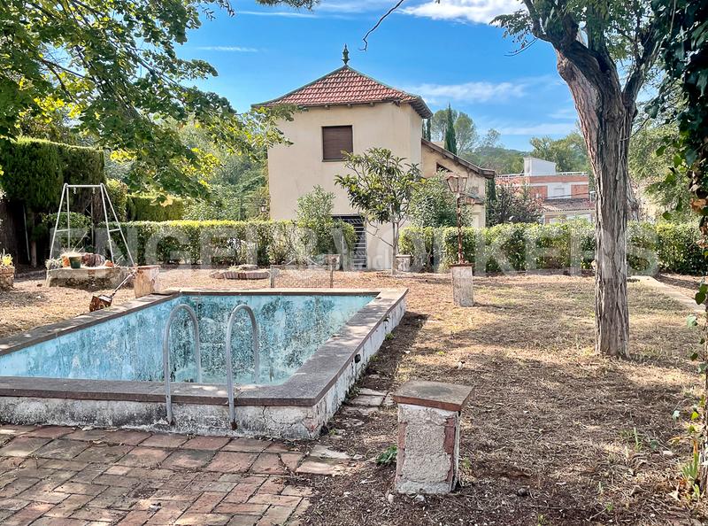 Foto c7d71518-4c22-4626-b550-dedeb59fd896. Terreny residencial a Valldoreix Sant Cugat del Vallès Foto c7d71518-4c22-4626-b550-dedeb59fd896. Terreny residencial a Valldoreix Sant Cugat del Vallès