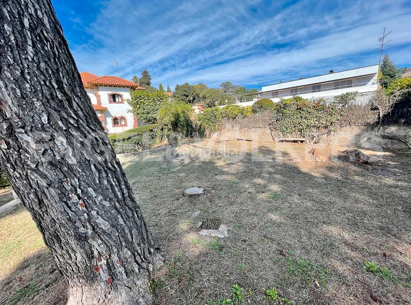 Foto d64d2cd5-1eb2-4d22-98a9-554957fc7afb. Terreny residencial a Valldoreix Sant Cugat del Vallès Foto d64d2cd5-1eb2-4d22-98a9-554957fc7afb. Terreny residencial a Valldoreix Sant Cugat del Vallès