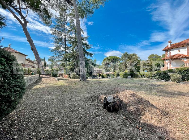 Foto e67ef7df-92ec-41d9-9f47-f88b9ec63172. Terreny residencial a Valldoreix Sant Cugat del Vallès Foto e67ef7df-92ec-41d9-9f47-f88b9ec63172. Terreny residencial a Valldoreix Sant Cugat del Vallès