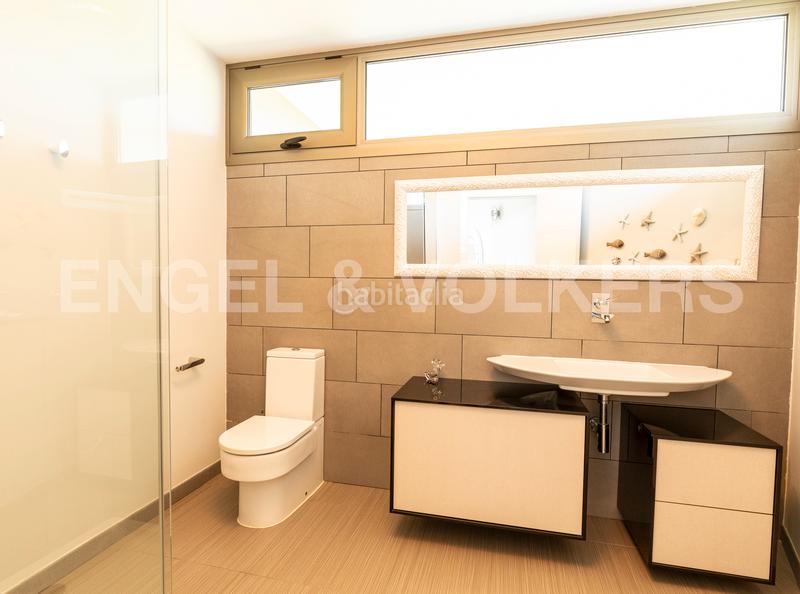 Foto 871ec365-4956-4014-b8b3-75405a920060. House with heating parking pool in Coma-ruga platja Coma-ruga Foto 871ec365-4956-4014-b8b3-75405a920060. House with heating parking pool in Coma-ruga platja Coma-ruga