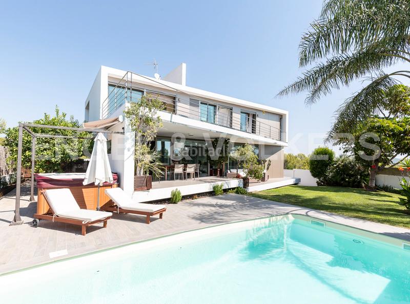 Foto add24c6c-692e-41cc-9978-ae2fbca929f1. House with heating parking pool in Coma-ruga platja Coma-ruga Foto add24c6c-692e-41cc-9978-ae2fbca929f1. House with heating parking pool in Coma-ruga platja Coma-ruga