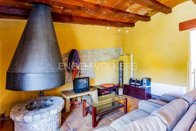 Foto 29650342-fb00-4b70-823c-fc07030f0966. Casa amb calefacció a Bellprat Foto 29650342-fb00-4b70-823c-fc07030f0966. Casa amb calefacció a Bellprat