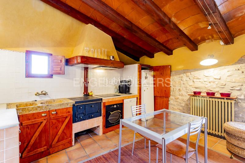 Foto 32bec7fb-bd2e-4c03-9f75-a590c2b04cee. Casa amb calefacció a Bellprat Foto 32bec7fb-bd2e-4c03-9f75-a590c2b04cee. Casa amb calefacció a Bellprat