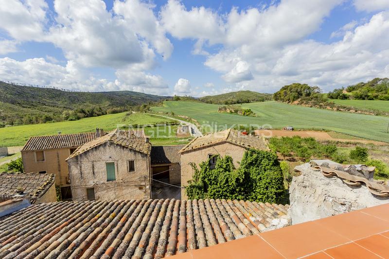 Foto 88682e3b-e949-4485-83a7-ac2994a065ac. Casa amb calefacció a Bellprat Foto 88682e3b-e949-4485-83a7-ac2994a065ac. Casa amb calefacció a Bellprat