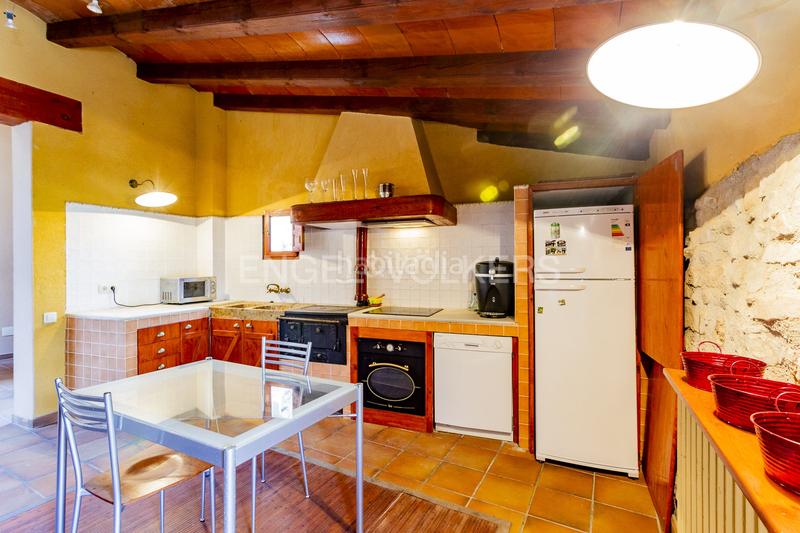 Foto b8d3f23d-d077-4728-90c0-a1fa9155cf88. Casa amb calefacció a Bellprat Foto b8d3f23d-d077-4728-90c0-a1fa9155cf88. Casa amb calefacció a Bellprat