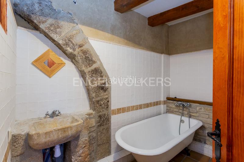 Foto eda2cbf2-d7de-4c66-8b20-3a0dae41541d. Casa amb calefacció a Bellprat Foto eda2cbf2-d7de-4c66-8b20-3a0dae41541d. Casa amb calefacció a Bellprat