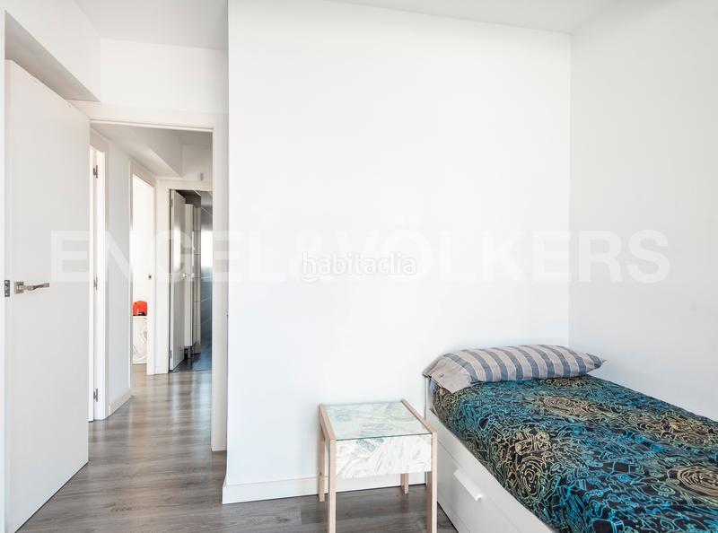 Foto 40ce1efc-7a18-4cfb-9291-eebabfb2be3d. Apartamento espectacular piso en primera linea de mar en Barcelona Foto 40ce1efc-7a18-4cfb-9291-eebabfb2be3d. Apartamento espectacular piso en primera linea de mar en Barcelona