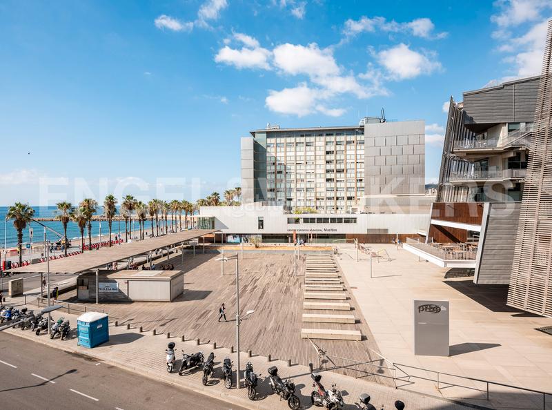 Foto 9520a141-5d7b-4542-8c4a-adab8ce6c6e6. Apartamento espectacular piso en primera linea de mar en Barcelona Foto 9520a141-5d7b-4542-8c4a-adab8ce6c6e6. Apartamento espectacular piso en primera linea de mar en Barcelona