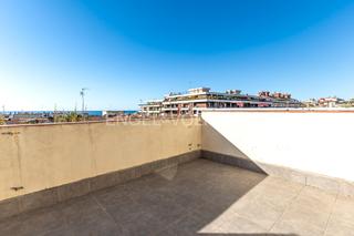 Penthouse in Les Pinedes. Ático con vistas al mar en vilassar de mar tranquilidad, luz y Penthouse in Les Pinedes. Ático con vistas al mar en vilassar de mar tranquilidad, luz y