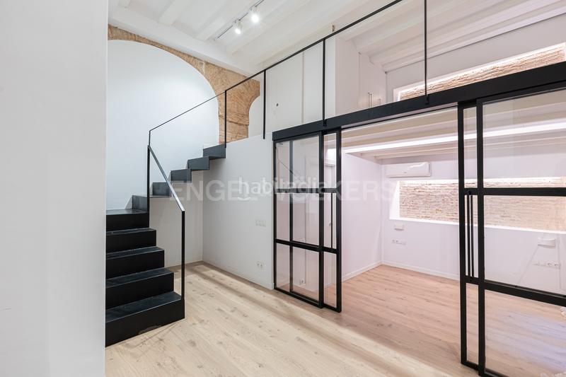 Foto 64cc61d7-c4b3-4a55-b87c-1b4771da14d0. Apartamento exclusivo estudio tipo loft dúplex en Barcelona Foto 64cc61d7-c4b3-4a55-b87c-1b4771da14d0. Apartamento exclusivo estudio tipo loft dúplex en Barcelona